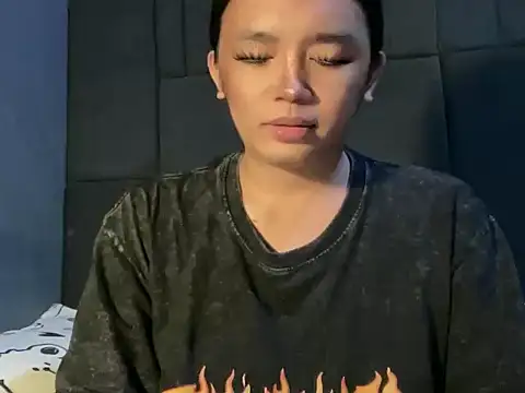 Claudia Johnson online show from 11.14.25