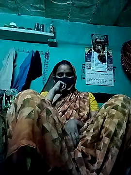 Snapshot of Hot_ginny chatting on 11.04.25 Hot ginny online show from 11.04.25