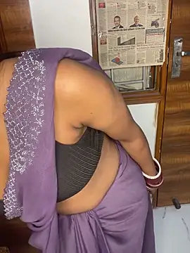 mickle james online show from 03.05.26