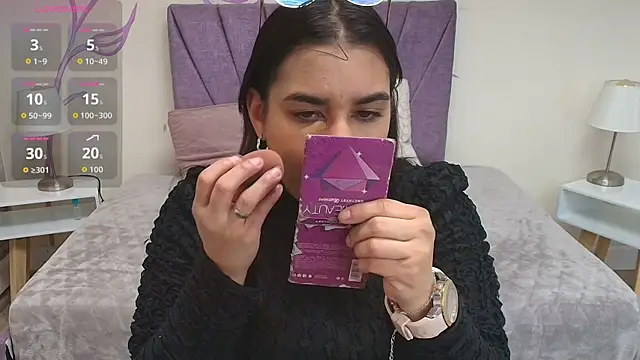 Snapshot of Lia_Blake_ chatting on 09.12.25 Lia Blake online show from 09.12.25