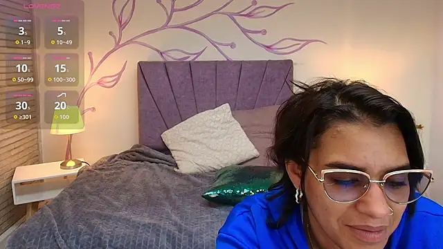 Snapshot of Lia_Blake_ chatting on 09.29.25 Lia Blake online show from 09.29.25