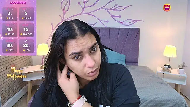 Snapshot of Lia_Blake_ chatting on 11.20.25 Lia Blake online show from 11.20.25