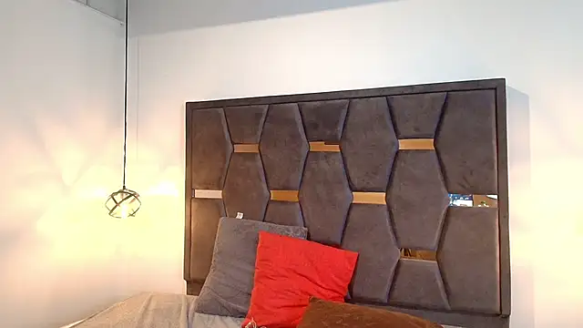 Lia Blake  online show from 04.08.26