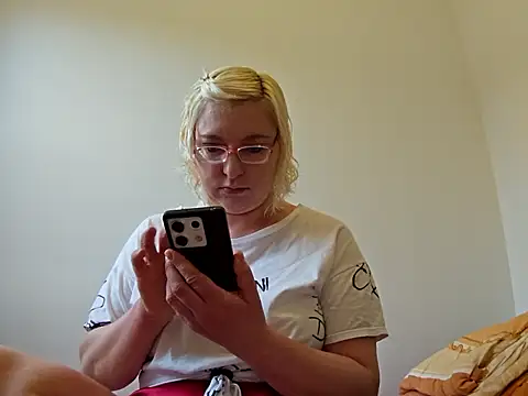 VikaKing online show from 01.14.26