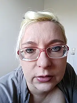 VikaKing online show from 01.16.26