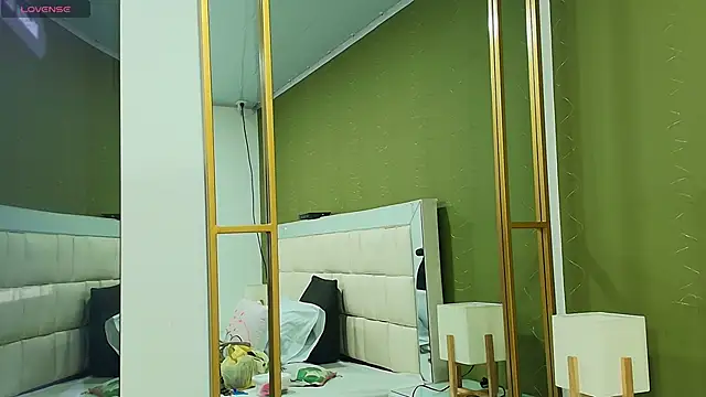 gisell gomez online show from 09.14.25