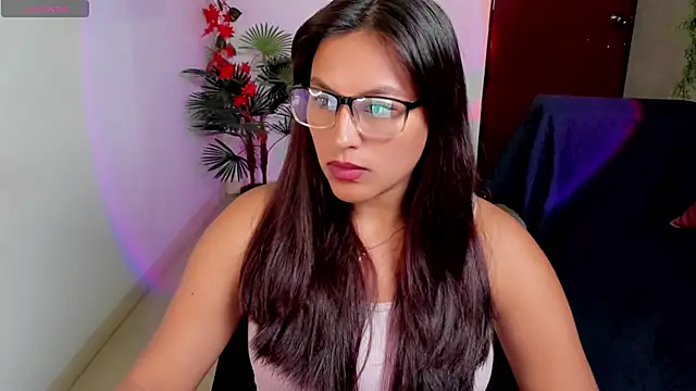 Cameroon-Diaz online show from 02.07.26