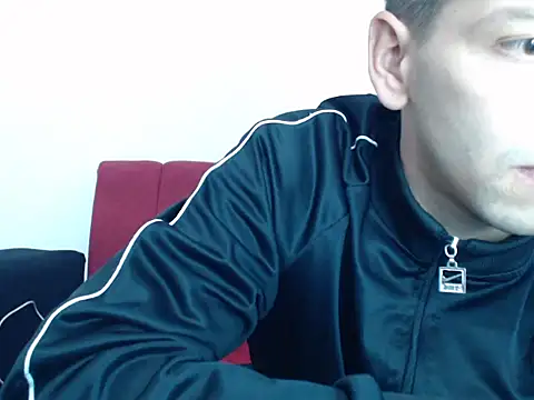 Thomasjons  online show from 10.04.25