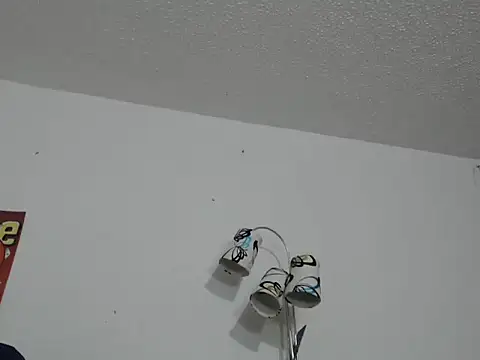 Thomasjons  online show from 10.13.25