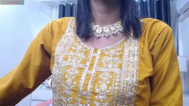 Snapshot of kairadayamai chatting on 05.16.26 kairadayamai online show from 05.16.26