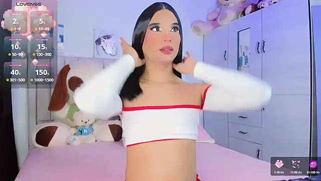 Snapshot of baby_cleo chatting on 10.15.25 baby cleo online show from 10.15.25