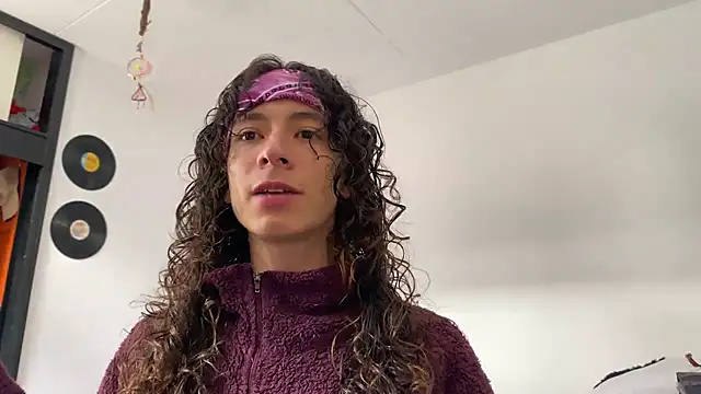 camille delrey online show from 11.26.25