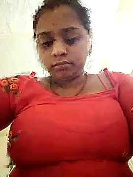 Snapshot of Hot_crety chatting on 09.27.25 Hot crety online show from 09.27.25