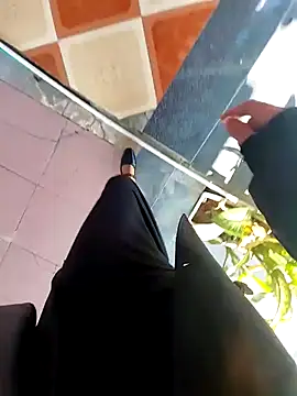 meomeocute online show from 11.13.25