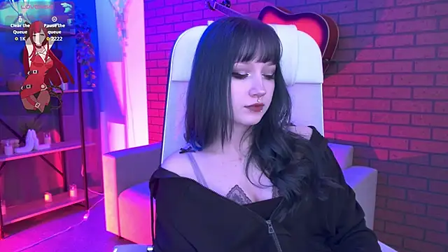 Snapshot of LiliLuna chatting on 01.12.26 LiliLuna online show from 01.12.26