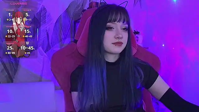 Snapshot of LiliLuna chatting on 01.15.26 LiliLuna online show from 01.15.26