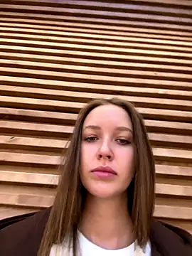 Snapshot of ElliRose chatting on 11.10.25 ElliRose online show from 11.10.25