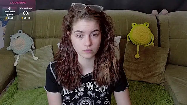 ElzaBlis online show from 02.04.26