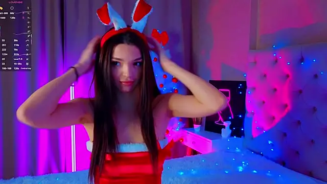 Snapshot of MarciaMarshall chatting on 12.16.25 MarciaMarshall online show from 12.16.25