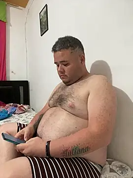 Snapshot of Chimbo-1996 chatting on 11.23.25 Chimbo-1996 online show from 11.23.25