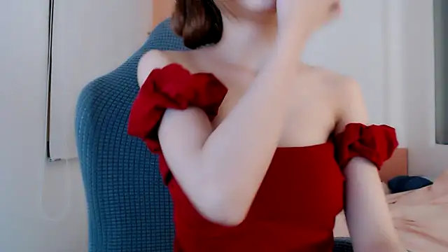 Cam-Ly online show from 04.12.26