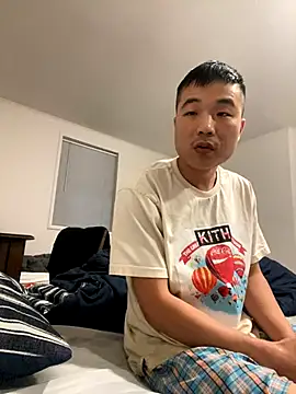 Snapshot of mading7 chatting on 11.14.25 mading7 online show from 11.14.25