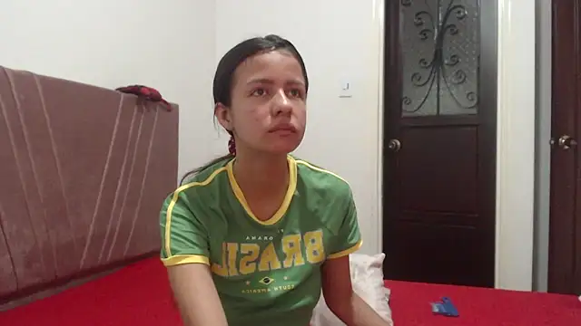 nathaly jones  online show from 12.15.25