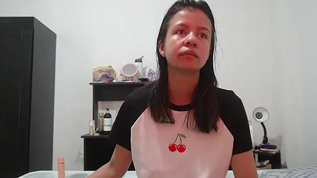 nathaly jones  online show from 07.21.26