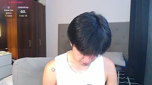 Snapshot of Addictiveboi chatting on 09.12.25 Addictiveboi online show from 09.12.25