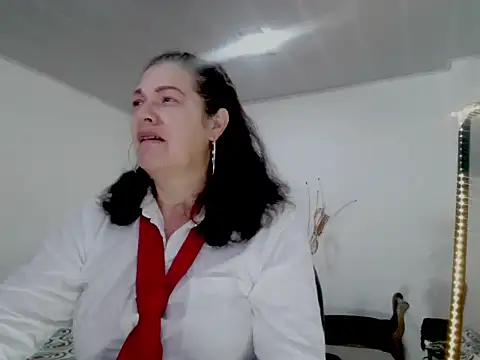 ArdienteBetania online show from 10.17.25