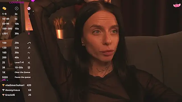 livia starwars online show from 11.14.25