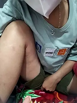 Snapshot of moa_koa chatting on 11.20.25 moa koa online show from 11.20.25