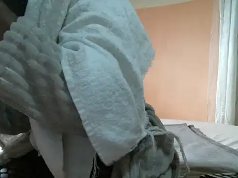 Snapshot of Pretty_miss_devilxxx35 chatting on 11.17.25 Pretty miss devilxxx35 online show from 11.17.25