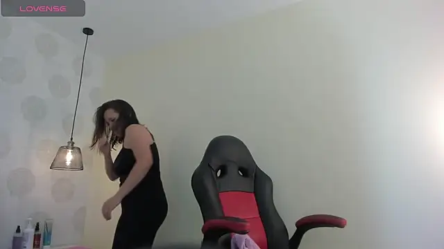 GIANAMILLER6 online show from 11.07.25