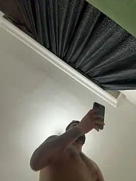 A S00 online show from 04.08.26