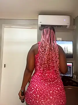 BQueen223 online show from 10.29.25