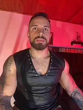 Snapshot of mason_fit chatting on 11.06.25 mason fit online show from 11.06.25