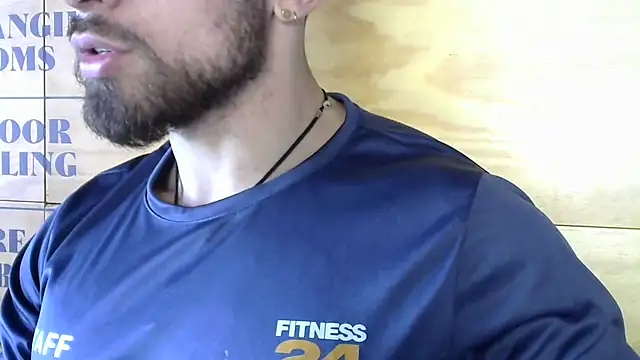 Snapshot of mason_fit chatting on 11.17.25 mason fit online show from 11.17.25