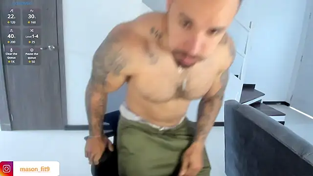 Snapshot of mason_fit chatting on 04.28.26 mason fit online show from 04.28.26