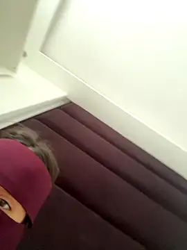 Rabroba89six online show from 09.12.25