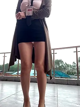 Snapshot of zhizhinaigai chatting on 11.07.25 zhizhinaigai online show from 11.07.25