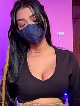 Snapshot of Neha18 chatting on 11.21.25 Neha18 online show from 11.21.25