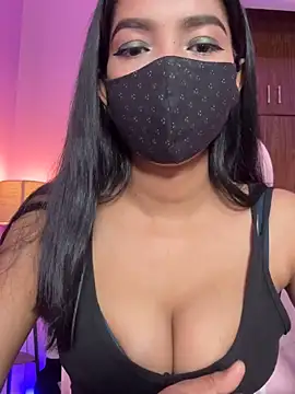 Snapshot of Neha18 chatting on 04.19.26 Neha18 online show from 04.19.26