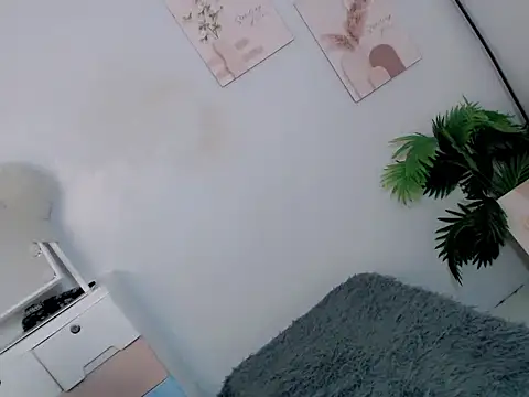 Pinkyweb 03 online show from 07.08.26