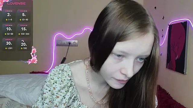 AliceHaris online show from 10.29.25