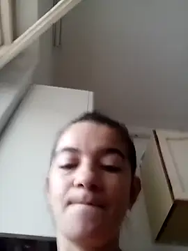 Snapshot of alinaalinutzq chatting on 11.28.25 alinaalinutzq online show from 11.28.25