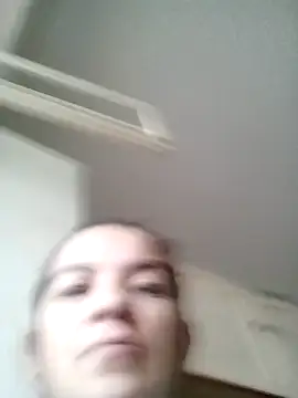 Snapshot of alinaalinutzq chatting on 12.02.25 alinaalinutzq online show from 12.02.25