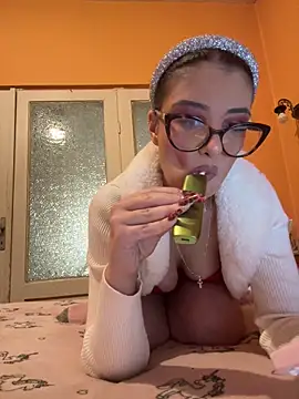 Larra69 online show from 02.11.26