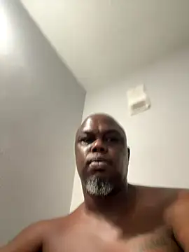 Snapshot of devon3421 chatting on 09.14.25 devon3421 online show from 09.14.25