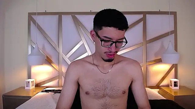 Snapshot of Jaxon_Carter chatting on 11.05.25 Jaxon Carter online show from 11.05.25